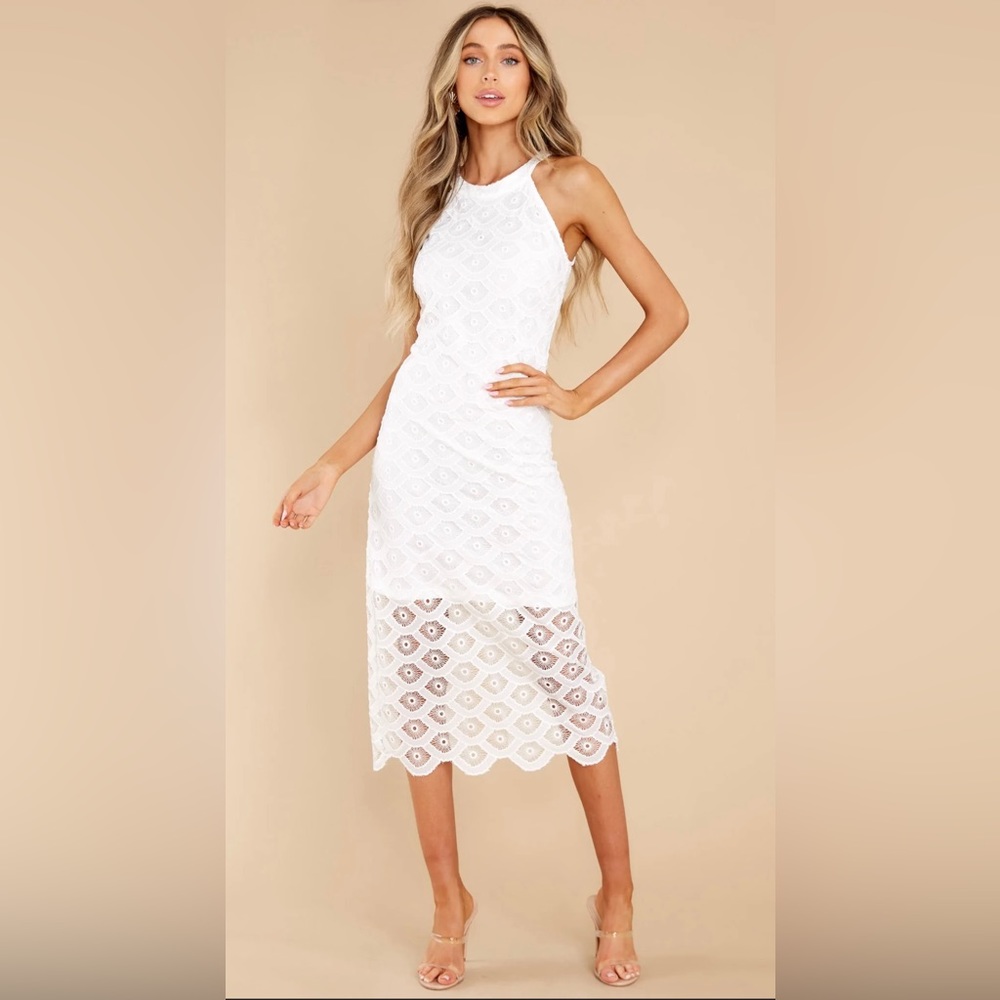 ENCHANTING GAZE WHITE LACE MIDI DRESS - Medium